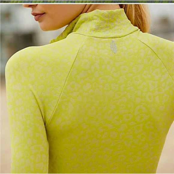 Free People Movement Leopard Top Long Sleeve Layering Lime XS - Picture 12 of 13